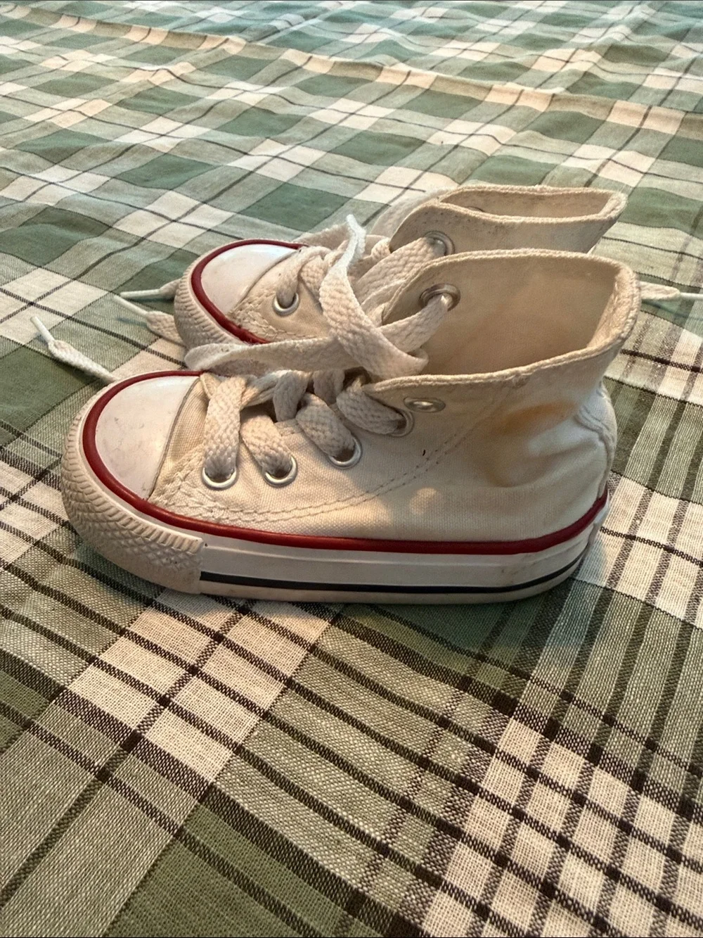Converse All Stars Baby Shoes Sz 4 White High Tops